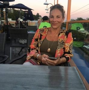 Meet your Posher, Dirrae